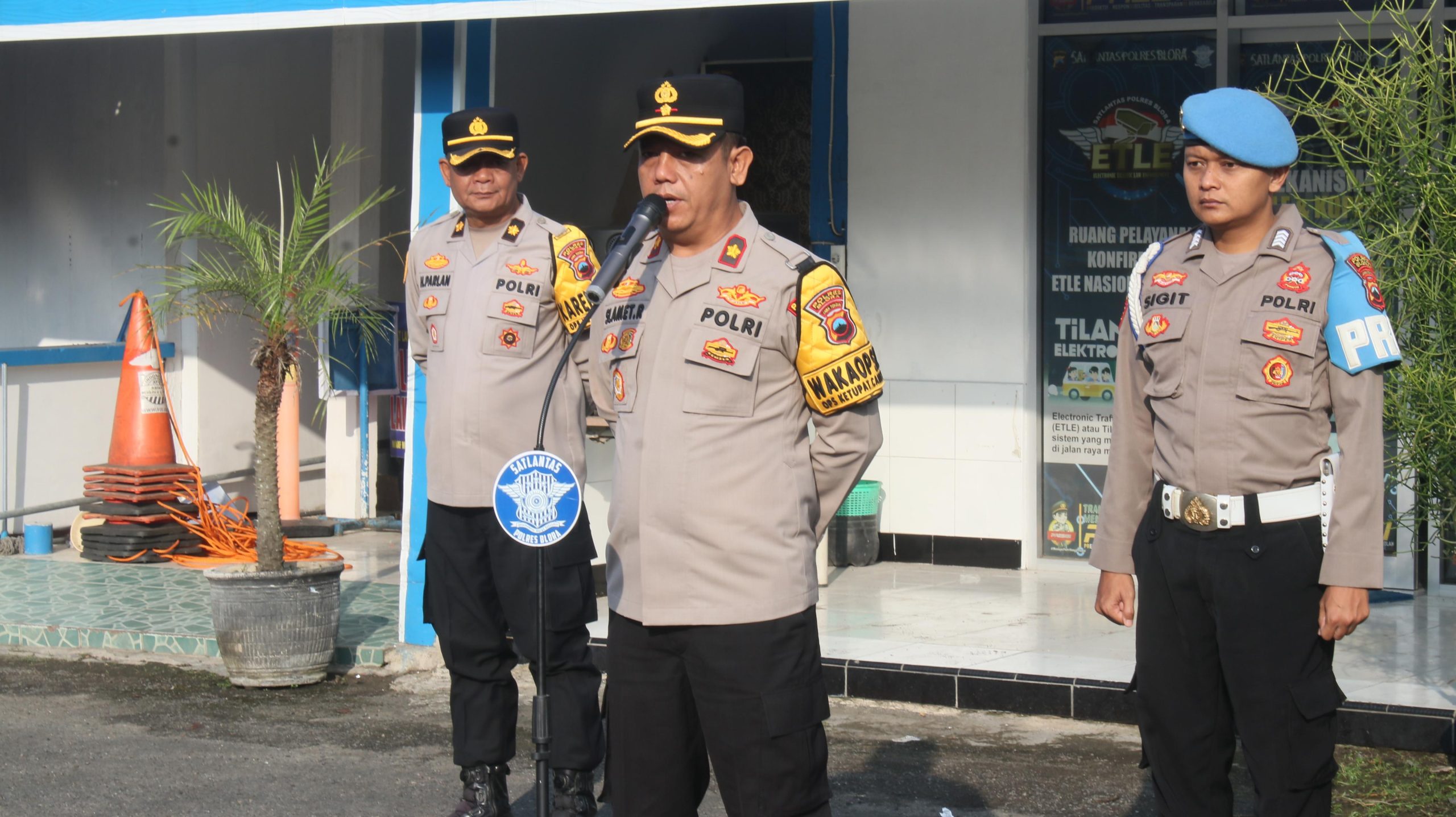Gambar WhatsApp 2025-04-07 pukul 07.30.39_e18b02f7