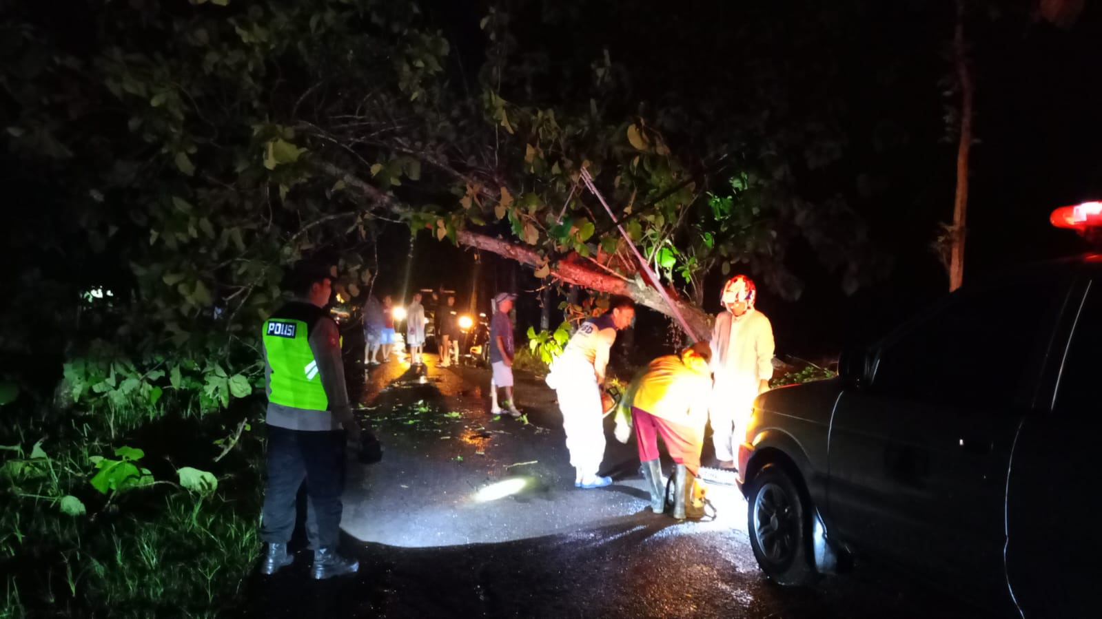 Gambar WhatsApp 2025-12-10 pukul 21.47.17_73736fcc